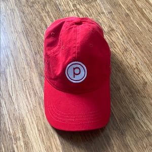 Pure barre circle P hat